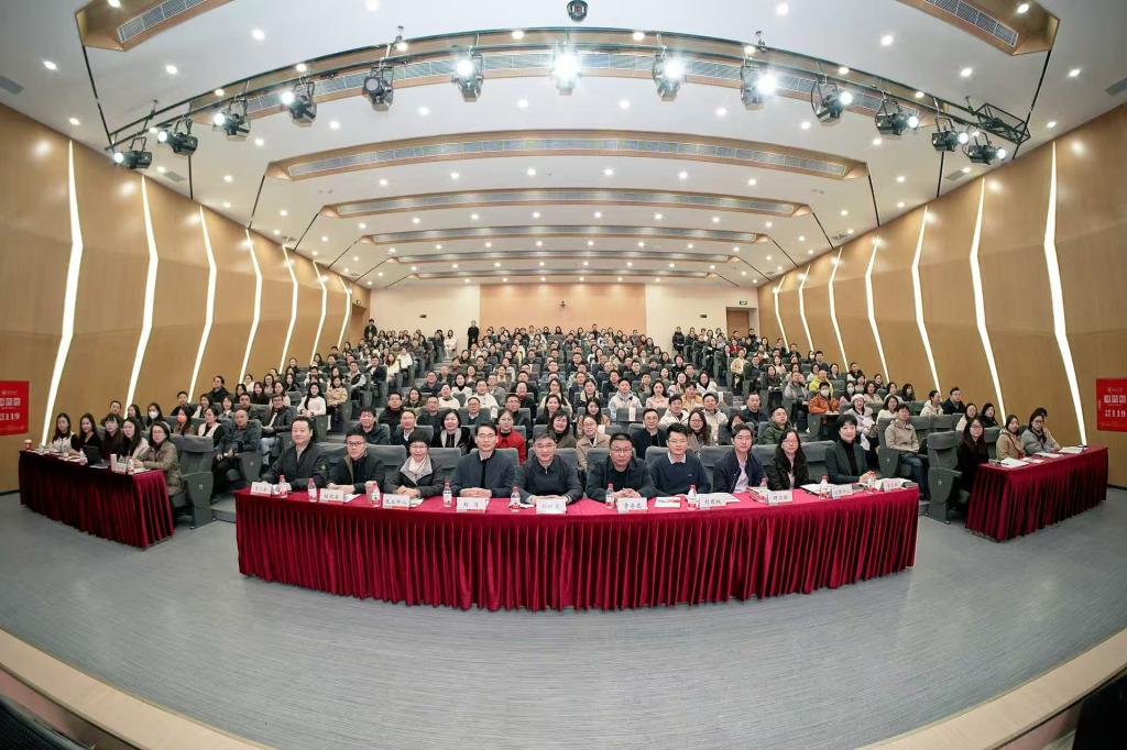 巴山青语名辅导员工作室参加四川省名辅导员工作室共建交流活动